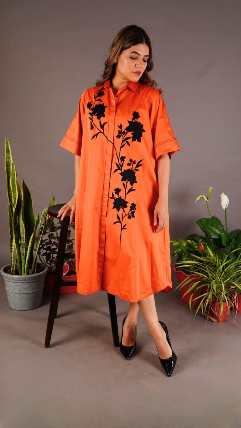 Hibiscus flower appliqué dress