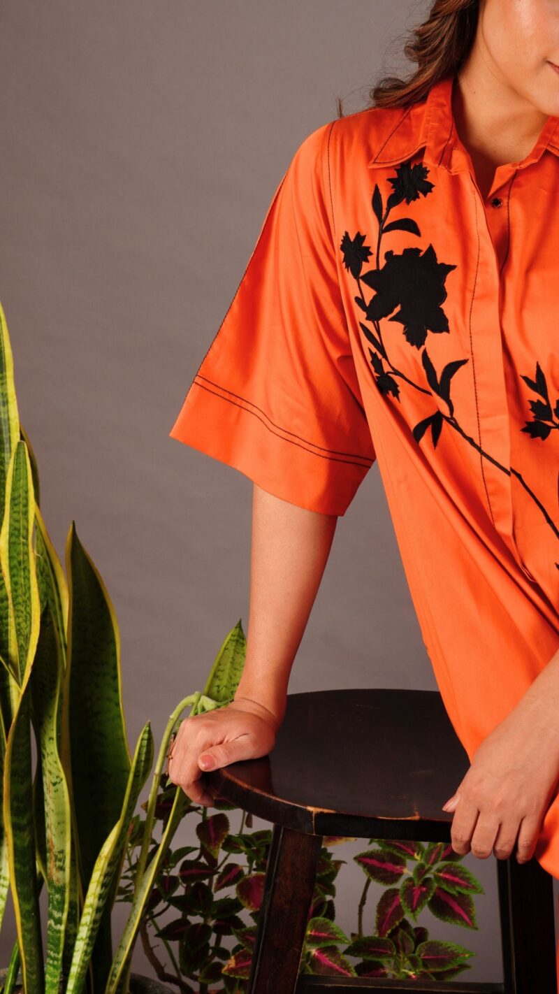 Hibiscus flower appliqué dress - Image 2