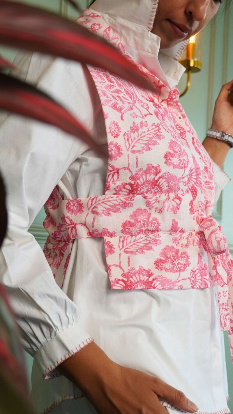 Pink linen print bib set - Image 3