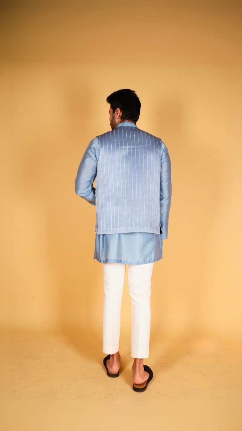 Sky blue waistcoat - Image 2
